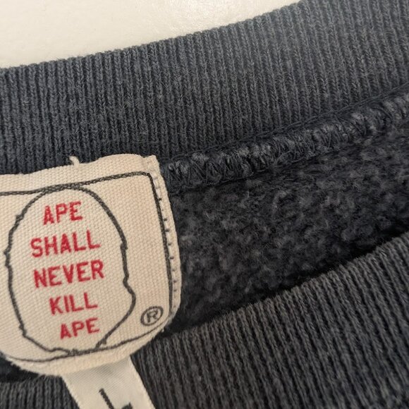 BAPE Exclusive Sweatshirt Size L - Picture 4 of 5